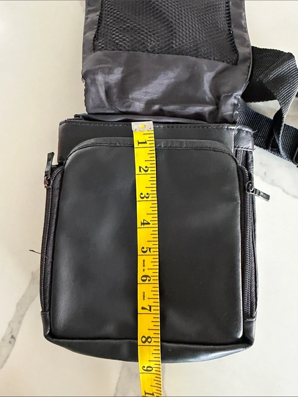 Vintage DB Design Crossbody Bag Black Leather Purse for Men or Women. Travel